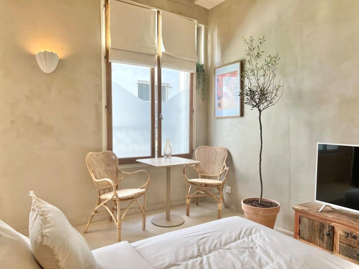 Studio De Charme Pour Un Sejour En Amoureux - 2P - Flat-Guest Paris Exterior foto